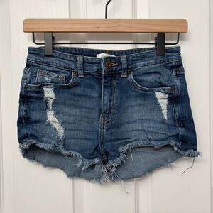 H&M Distressed Denim Shorts | Size 2